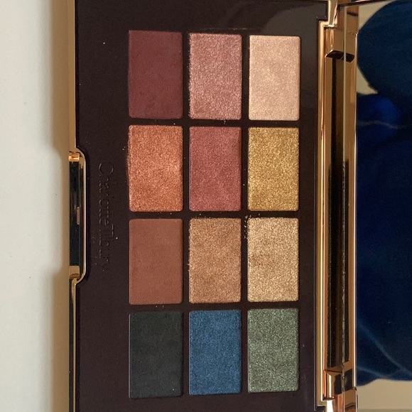 Charlotte Tilbury eyeshadow Palette - Picture 2 of 11